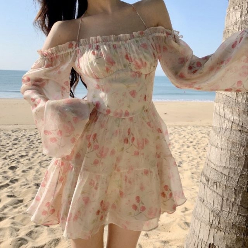 Floral mini dress xs - Picture 2 of 9